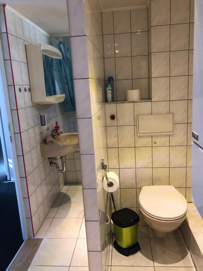 Bungalow am Wald Bernau bei Berlin Bagian luar foto